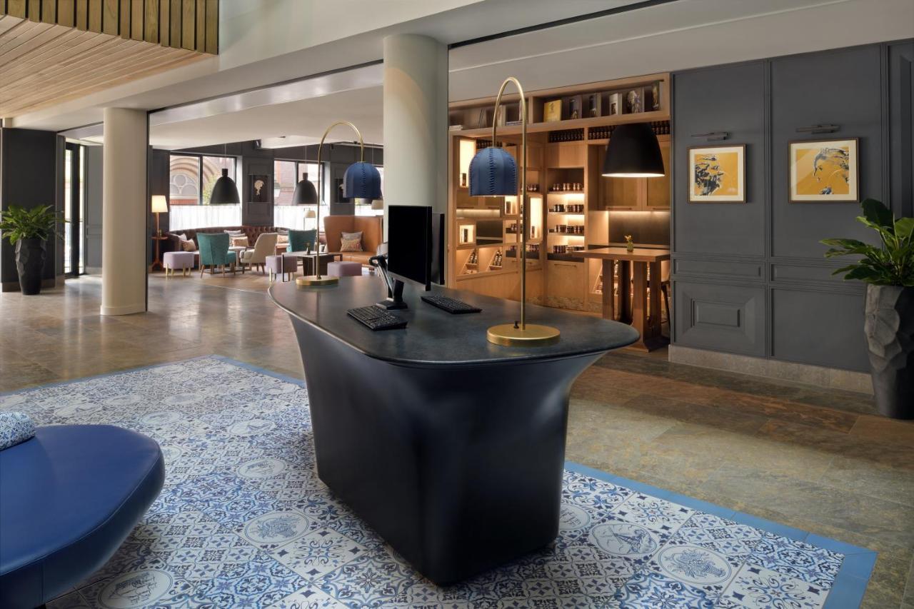 Moevenpick Hotel 4*