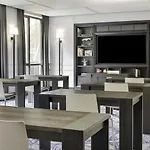 Hotel Moevenpick 4*